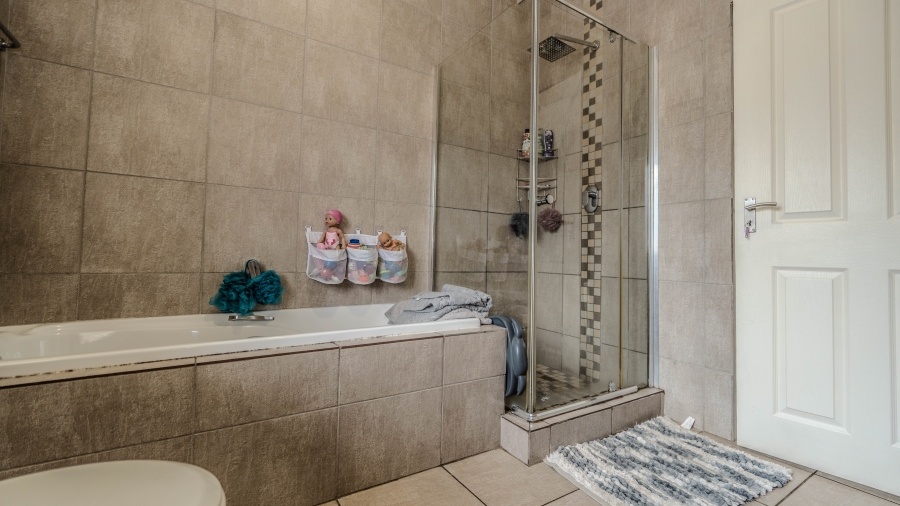 3 Bedroom Property for Sale in Sonkring Western Cape